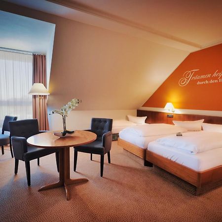 Hotel Sportwelt Радеберг Екстериор снимка