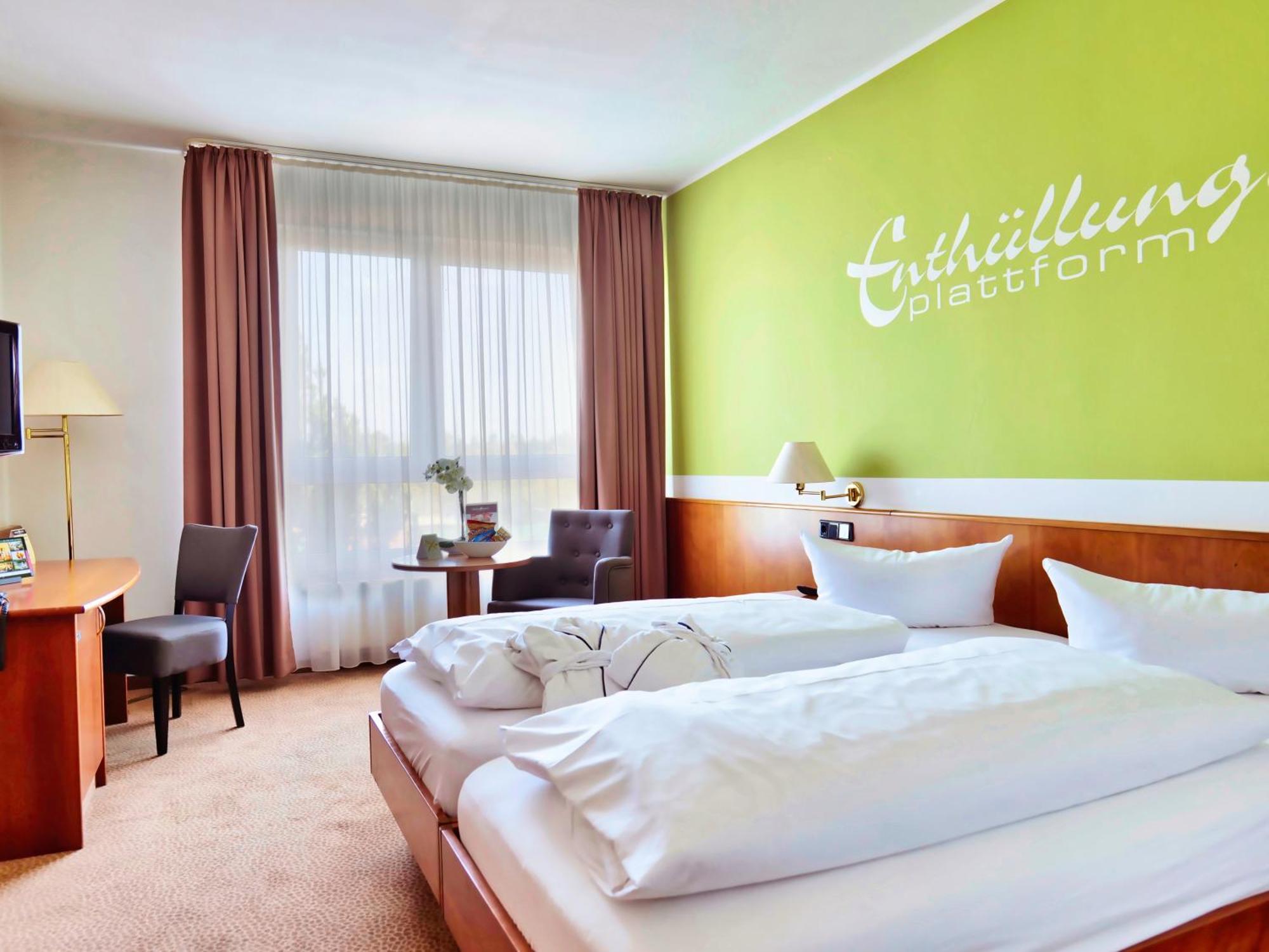Hotel Sportwelt Радеберг Екстериор снимка