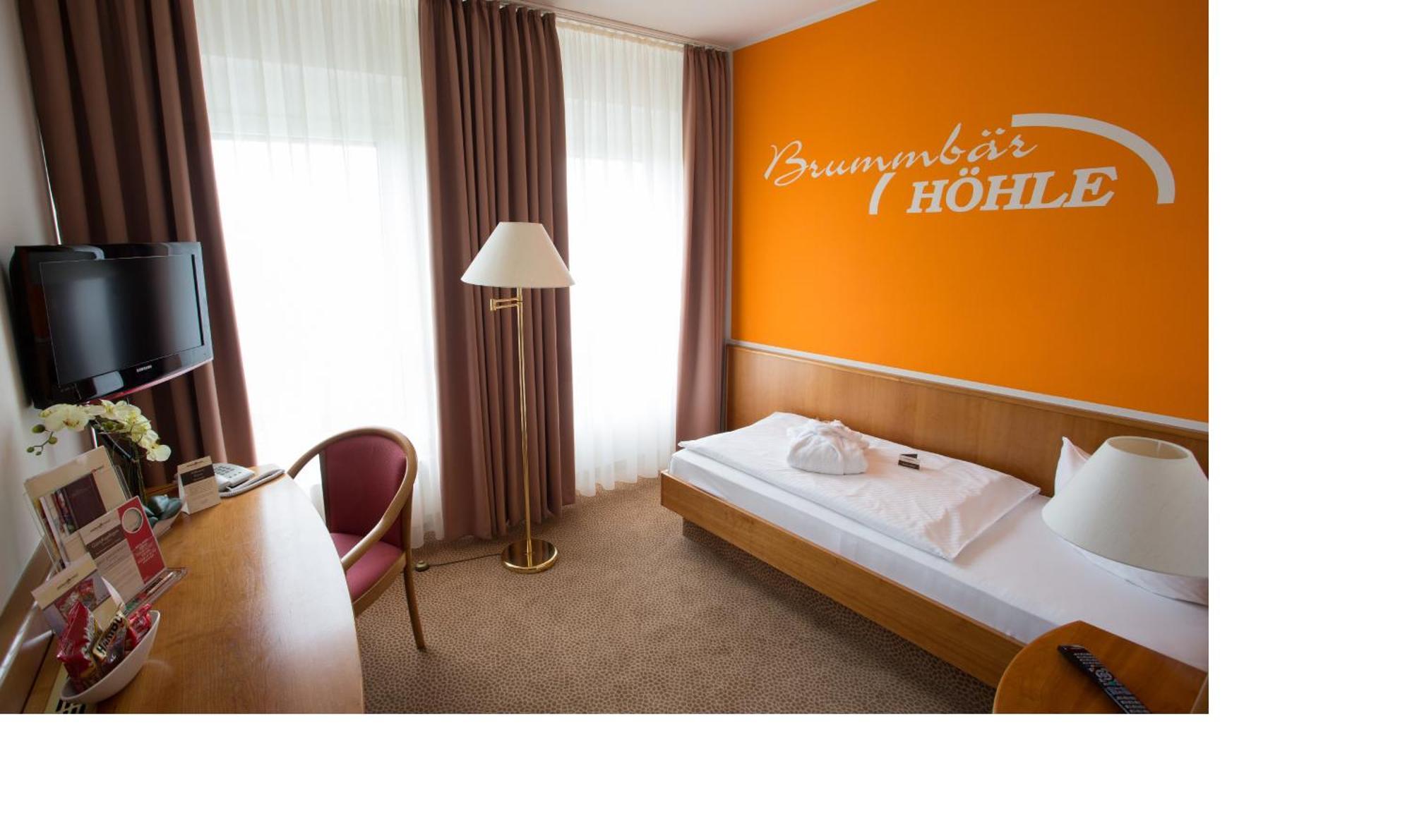 Hotel Sportwelt Радеберг Екстериор снимка