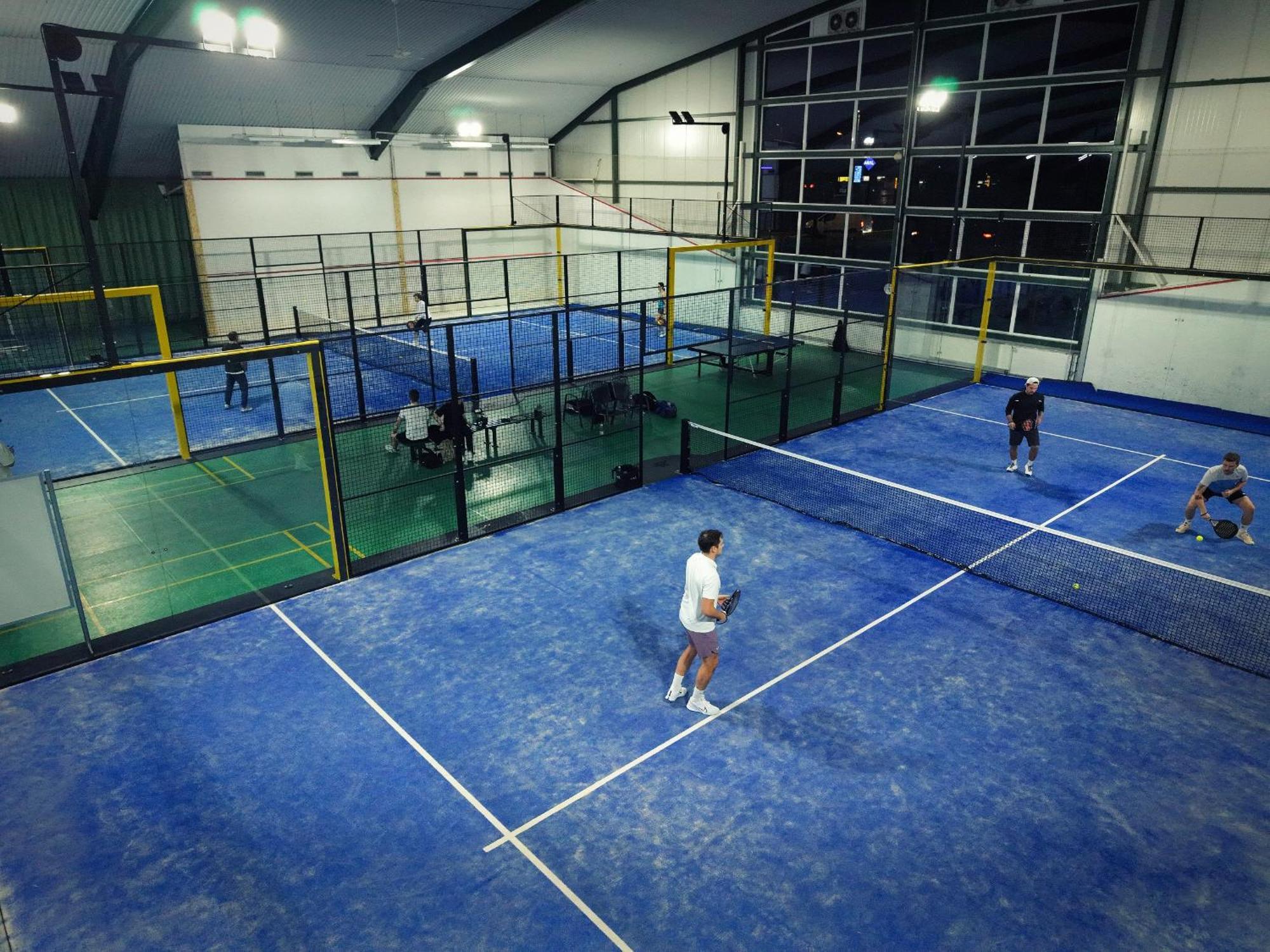 Hotel Sportwelt Радеберг Екстериор снимка